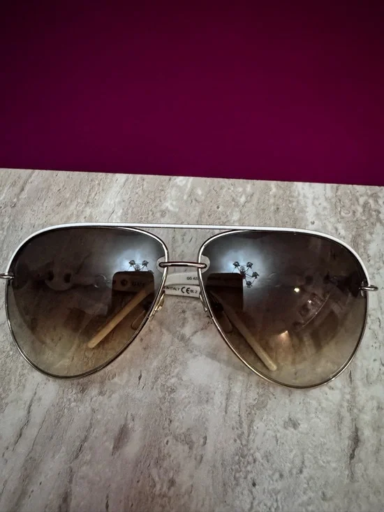 Gucci Aviator Sunglasses with Brown Gradient Lenses - Women’s Accessories - Picture 2 of 7